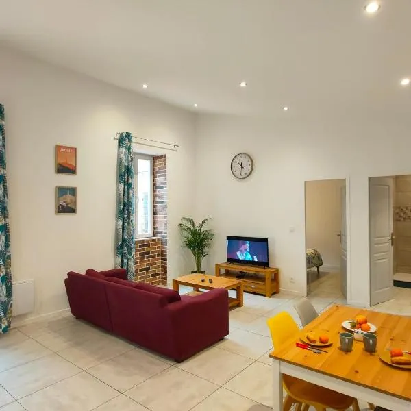 Joli appartement Urbain, hotel in Cavaillon