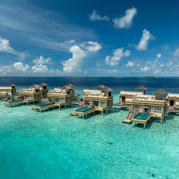 Angsana Velavaru In-Ocean Villas, 2 guests Free Seaplane for stay 7 nights and above, hótel í Dhaalu Atoll