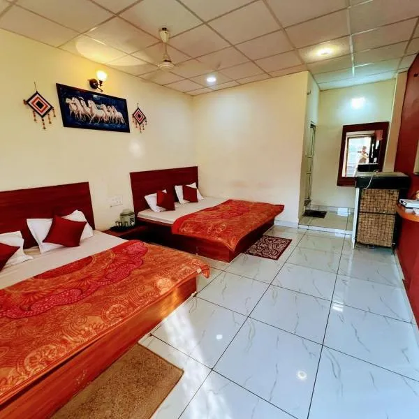 Samarth home stay, ξενοδοχείο σε Pachmarhi