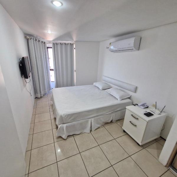 Iate Plaza - Flat 1213 Particular