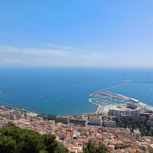 Marico Apartment, hotel v destinácii Salerno