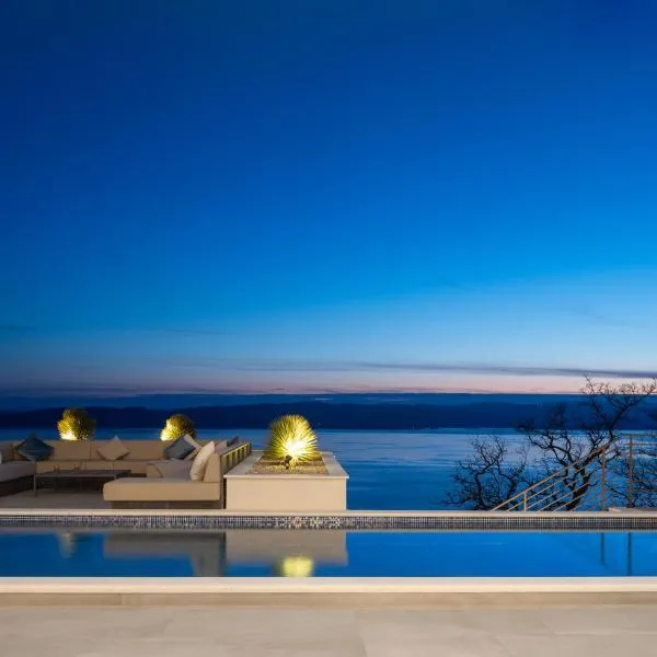 Luxury Villa Hedonia, hotel v destinaci Brela