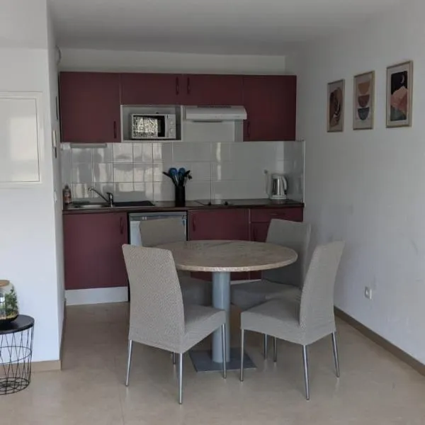 L escale du canigou, hotel v destinaci Vernet-les-Bains