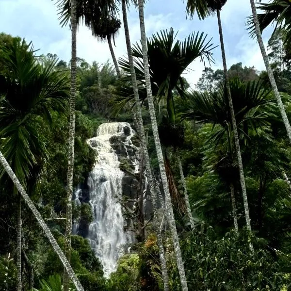 Cozy Homestay Waterfall Road Ella, hotel en Ella