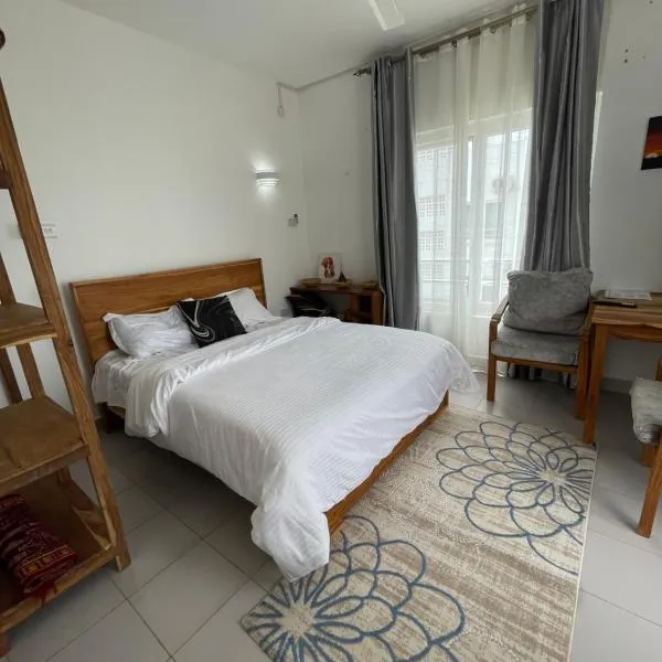 Fumba Town Tausi Apartments, hotel v destinaci Zanzibar City