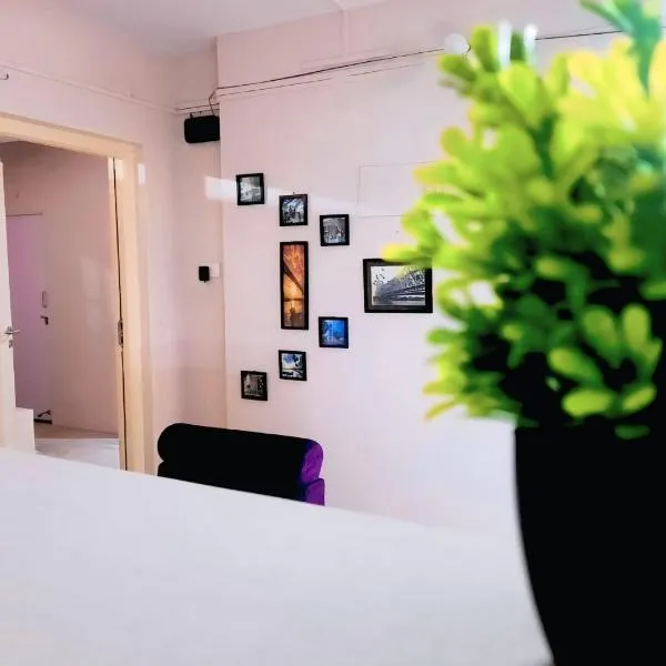 Little While global-Micro hotel- Backpacker friendly- near metro, hotel v destinaci Kalkata