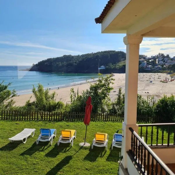 Chalet en Sanxenxo, encima de la playa Canelas, hotel v destinaci Sanxenxo