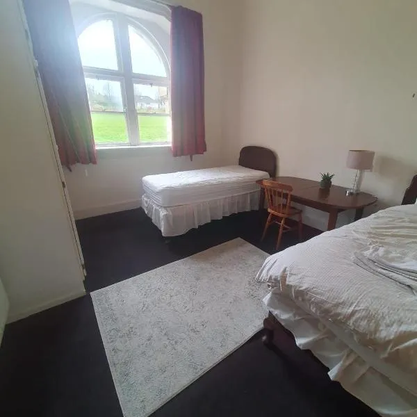 Twin Room at Richmond house Fermoy, hotel v destinaci Fermoy