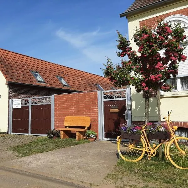 Ferienwohnung "Neu Dessau"，Neudessau的飯店