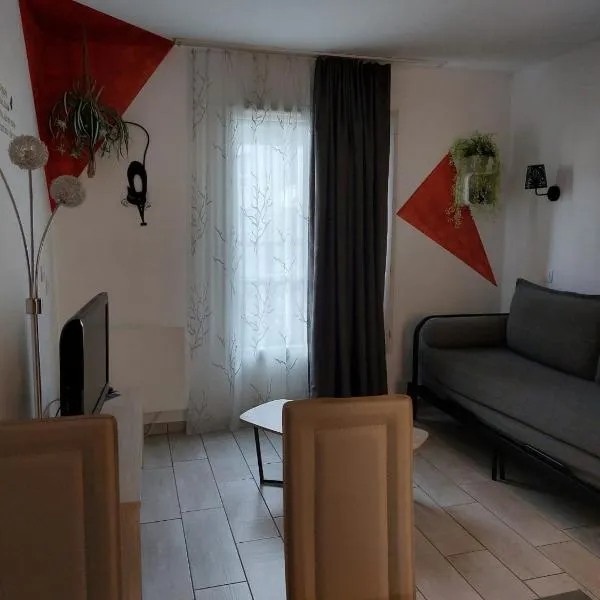 Ideal apart pour 4 a Disneyland，塞里斯的飯店