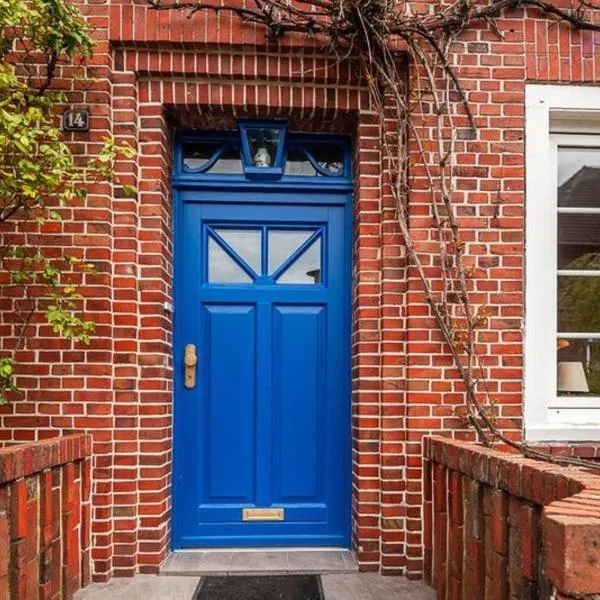 Okko 14 - Cozy townhouse with garden, hotel en Emden