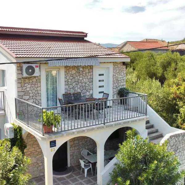 Apartman Nives, hotel in Kremena