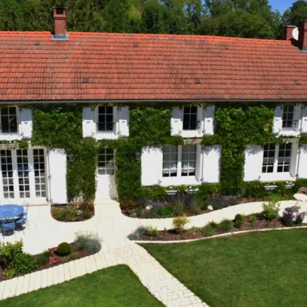 Au Pré du Moulin, hotel v destinaci Clamanges