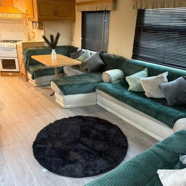 Sunkist holiday home from home, hotel a Anderby