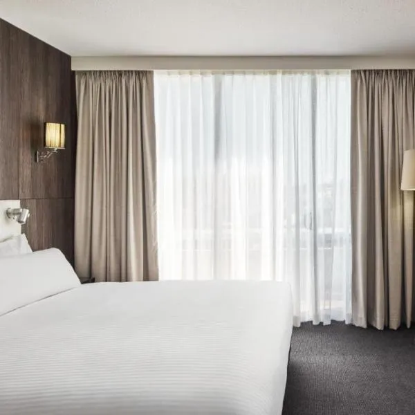 Holiday Inn Warwick Farm by IHG, hotel em Warwick Farm