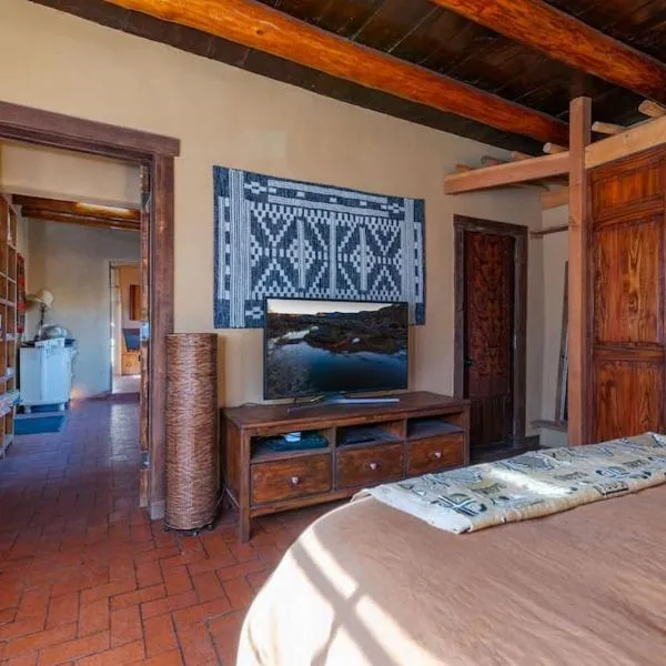Canyon Getaway- Courtyard, Canyon Rd & Plaza, 1BR, hotel en Santa Fe