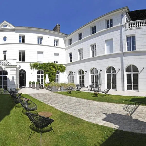 Manoir de l'évêché et Spa, hotel v destinaci Lisieux