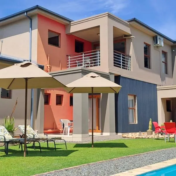 Karoo Sun Boutique Guest House, hotel v destinaci Oudtshoorn