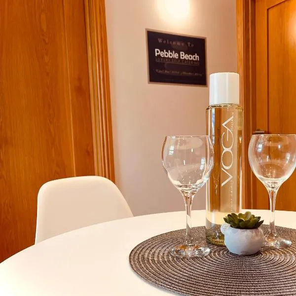 Pebble Beach Holiday Home, hotel v destinaci Ballinphull