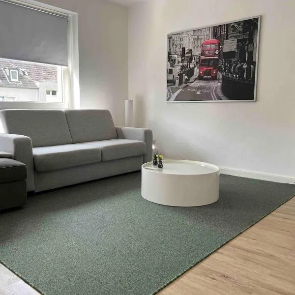 Wohnung mit Balkon am Rhein, hotel a Düsseldorf