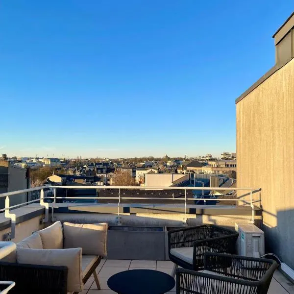Luxe Penthouse 2BR, hotel in Luxembourg