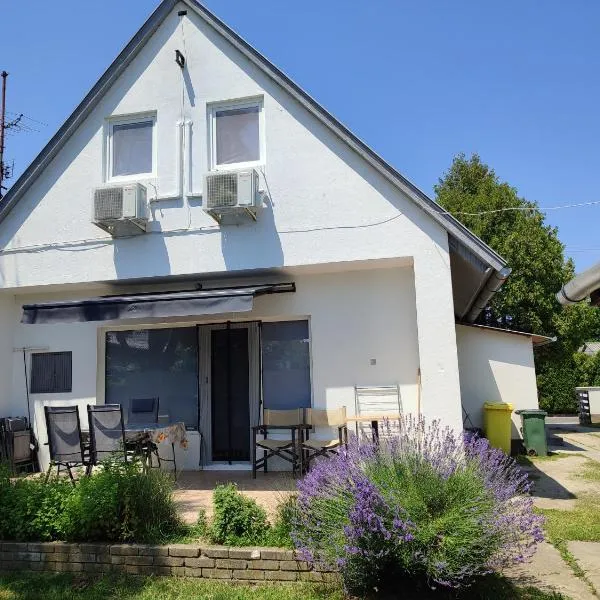 Aranyharmat Apartman Eu, hotel v destinaci Balatonlelle