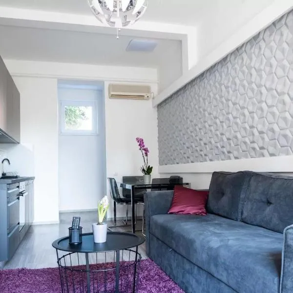Zoé Apartman – hotel w mieście Szarvas