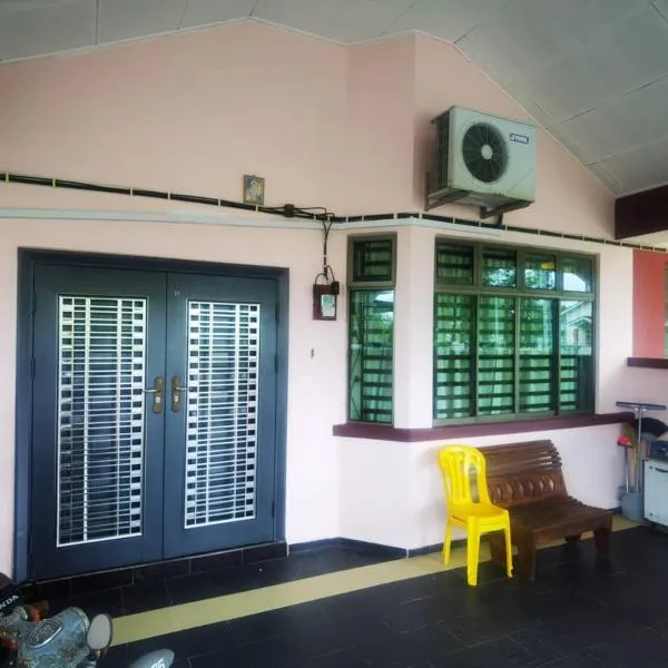 AR Happy Homestay, hotel v destinaci Segamat
