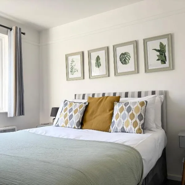 Harlowe Mousehole Hideaway two bedrooms with parking – hotel w mieście Mousehole
