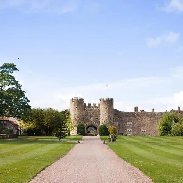 Amberley Castle- A Relais & Chateaux Hotel, hotel in Pulborough