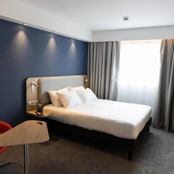 Holiday Inn Express Caen Epron by IHG, hotel i Caen