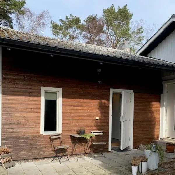 Solkustens lilla Pärla i Höllviken, hotel in Höllviken