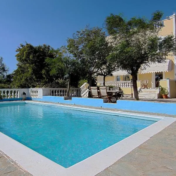 Villa Emily، فندق في لاغونيسي