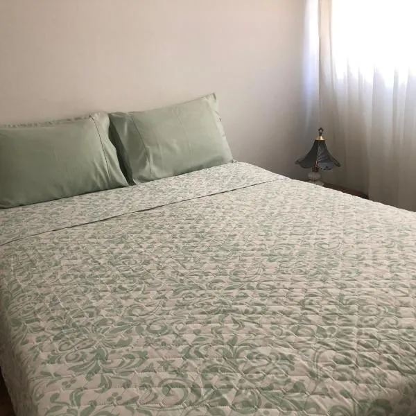 Quarto em Apartamento, hotel v Sao Paulu