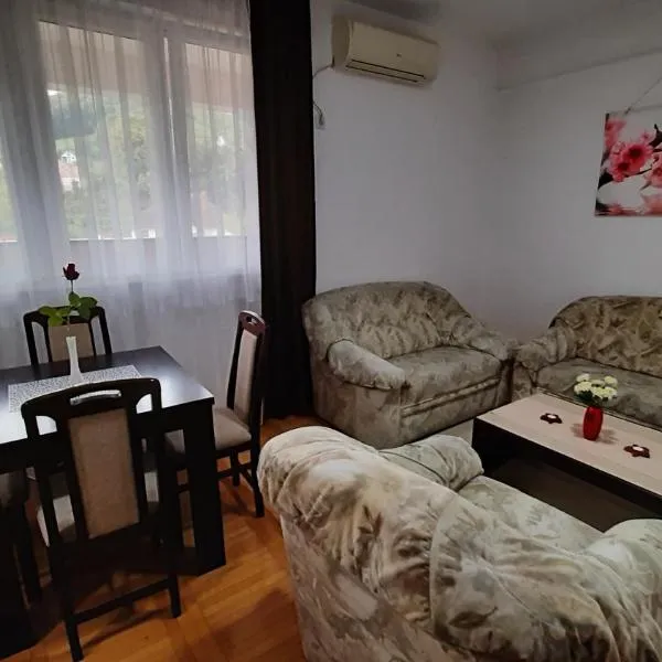 Apartman Tahirović, khách sạn ở Banja Koviljača