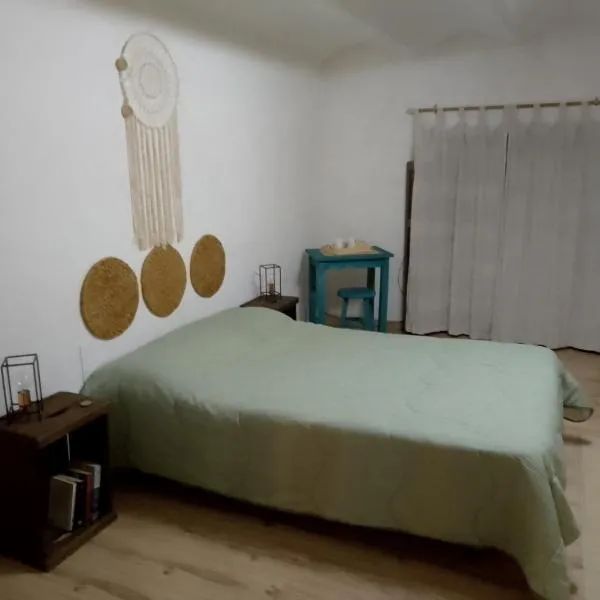 Habitación en apto compartido para una persona, hotel v destinaci Montevideo