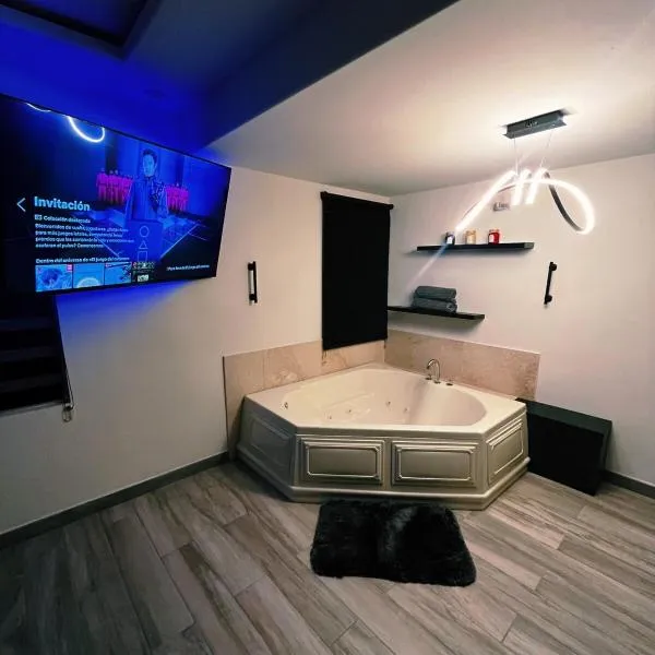 AXEL Suites Diamante Jacuzzi, hotel in Delicias