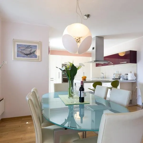 Apartman Sara s predivnim pogledom na more, hotel din Matulji
