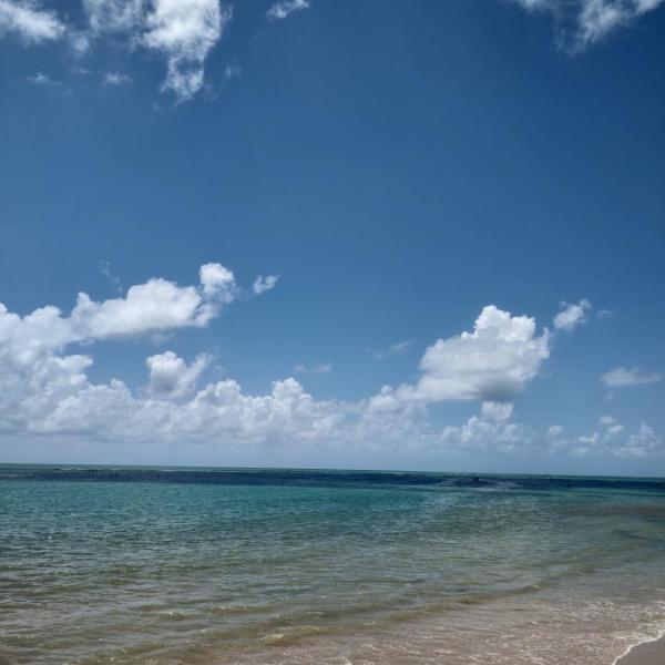 Espaçoso apartamento na praia de Ponta Verde