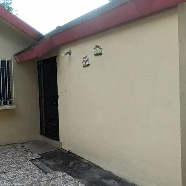 Casa #5 a 5 minutos de IRTRA, hotel v destinaci Retalhuleu