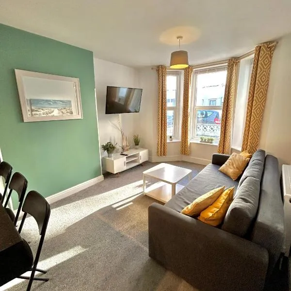 Town Centre Apartments by the Beach, BIC, Pavilion, hotel v destinaci Bournemouth