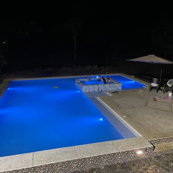 Hostería CASA SAN LUIS, hotel in Mindo