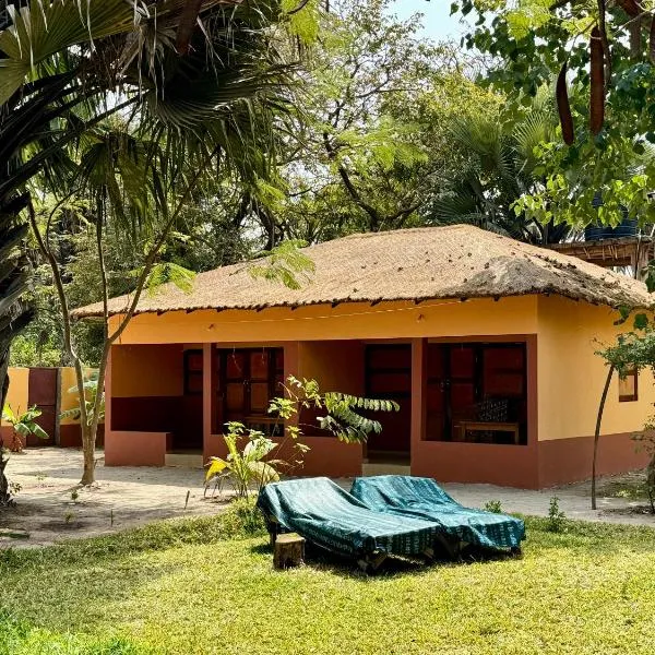 Little's Nature Retreat, hotel in Kartung