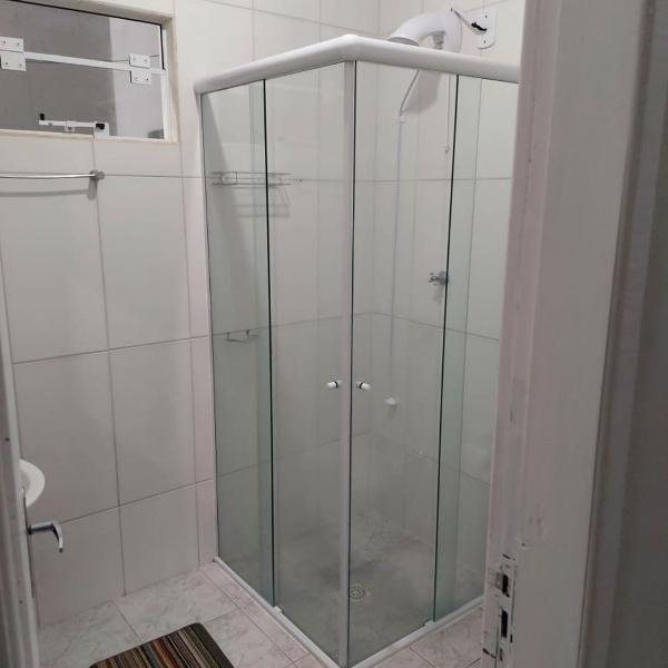 Casa ampla com 3 quartos com ar condicionado a 50mts da praia - Foto 3