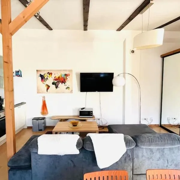 Loft MOIN near NDR UKE ZOO, hotel in Hamburg