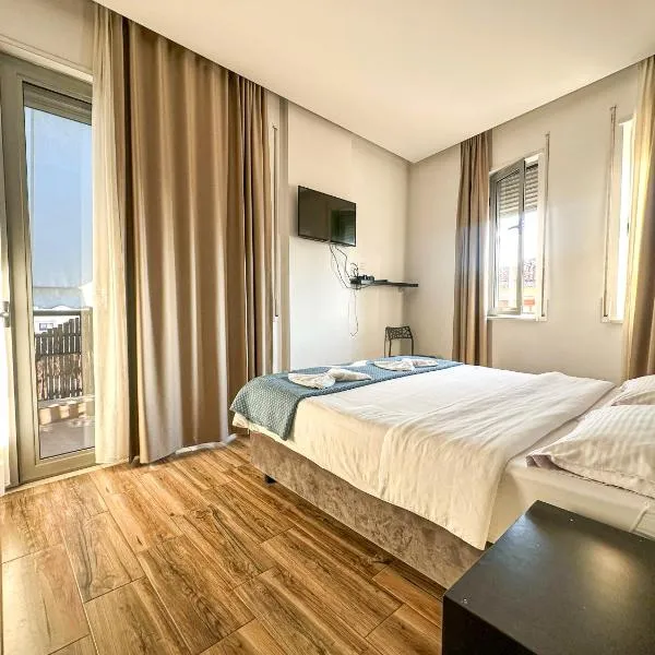 Old Bazaar Central Rooms, hotel v destinaci Tirana