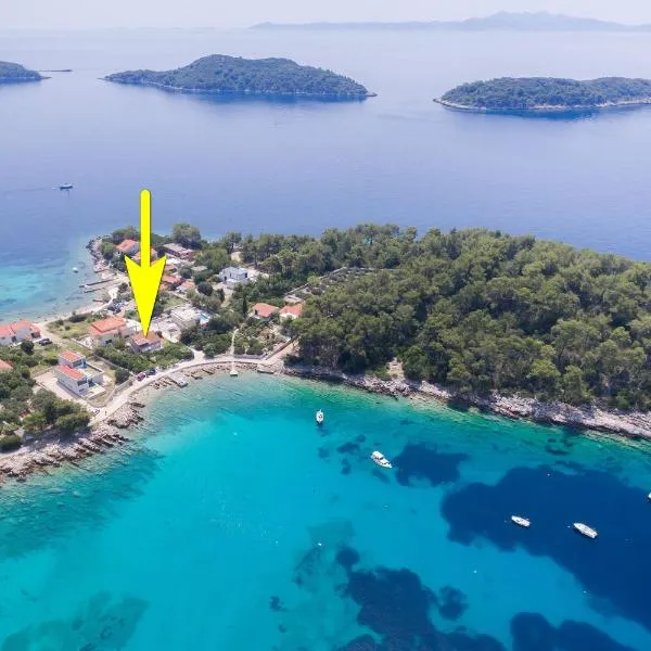 Apartments by the sea Prizba, Korcula - 23354、プリズバのホテル