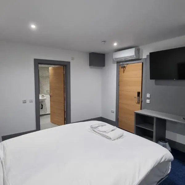 SwiftSave Home, hotel v destinaci Barking