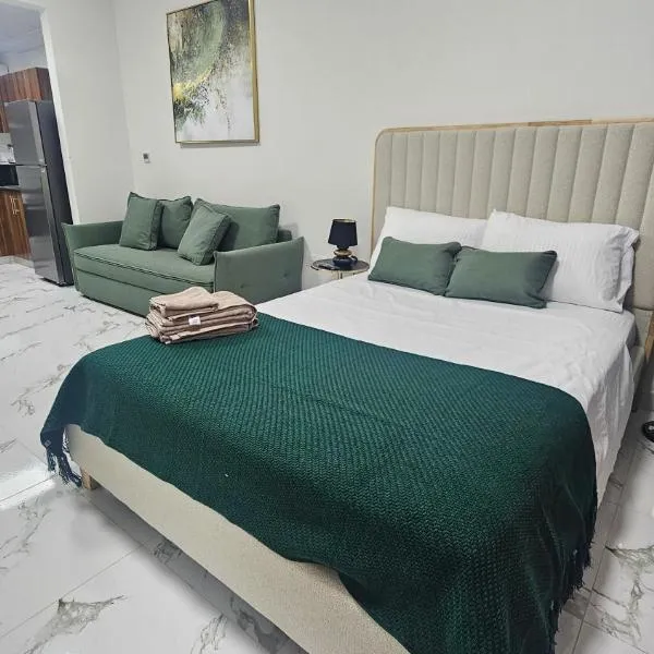 Chic studio W10, hotel v destinaci Ras al Khaimah