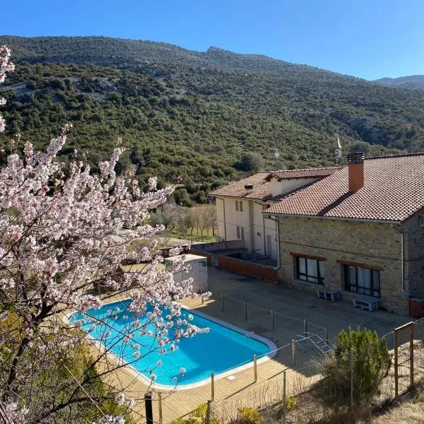 Hotel Guara Inlukā, hotel v destinaci Las Almunias